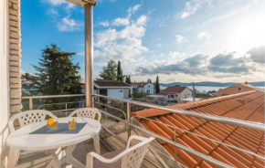 Amazing Apartment In Sveti Filip I Jakov